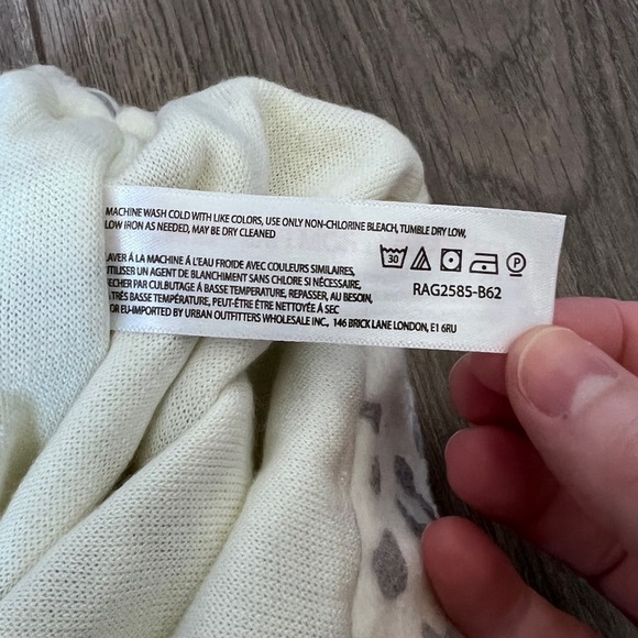 Free People Raincheck Shorts In Cream Combo Size Large - Picture 11 of 13